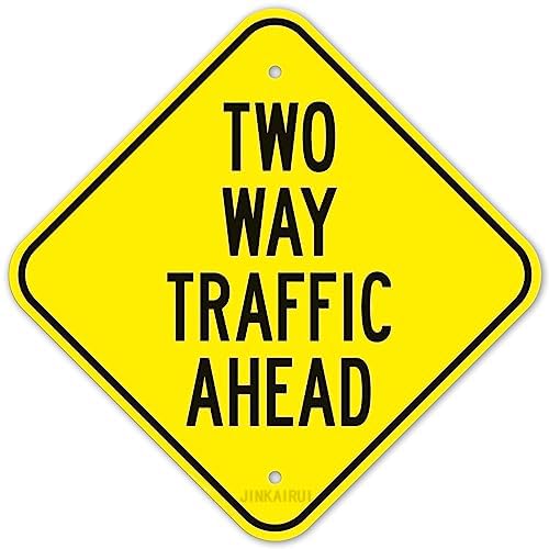 JINKAIRUI Metall-Blechschild mit Aufschrift "Two Way Traffic Ahead", Warnschild für Tierliebhaber, Krokodil, Carolinas, Florida, Swamp Reptilienschild, 30,5 x 30,5 cm JINKAIRUI Metall-Blechschild mit Aufschrift "Two Way Traffic Ahead", Warnschild für Tierliebhaber, Krokodil, Carolinas, Florida, Swamp Reptilienschild, 30,5 x 30,5 cm von JINKAIRUI