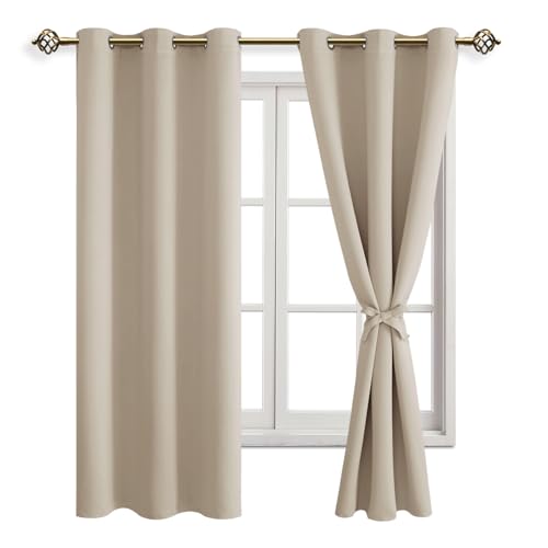 JIUZHEN Blickdicht Vorhänge Gardinen Ösenvorhang für Schlafzimmer Wohnzimmer,Beige Verdunkelungsvorhang,2 Stück,137x117cm(HxB) von JIUZHEN