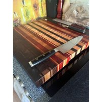Stirnholz Schneidebrett Streifen Dunkel/Maßanfertigung Wunschgröße - Kein Problem Atemberaubendes Holz Handmade Eyecatcher von JacobCuttingBoards