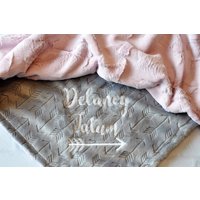 Personalisierte Babydecke-Personalisierte Grau Rose Gold Minky Decke-Pfeil Babydecke-Babydecke Mädchen-Personalisierte Babydecke Boy Girl Personalisierte Babydecke-Personalisierte Grau Rose Gold Minky Decke-Pfeil Babydecke-Babydecke Mädchen-Personalisierte Babydecke Boy Girl von JJCuties