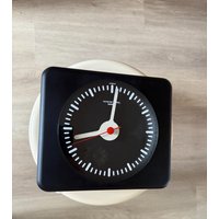 Space Age 70Er Jahre Vintage Krups Kunststoff-Wanduhr Quarz-Elektronik Mod Pop Art Space Age 70Er Jahre Vintage Krups Kunststoff-Wanduhr Quarz-Elektronik Mod Pop Art von JJJJLaden