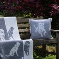 Hunde Kissenhülle | Wendbarer Labrador-Kissenbezug Aus Reiner Wolle 45x45 cm von JJTextile