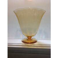 Antike Sinclair Fächervase - Kristall Vase Vintage Einweihungsgeschenk, Bernstein Glas von JMSquaredVintage