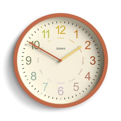 JONES CLOCKS® Kinder wanduhr | Kleine Moderne kinderzimmeruhr | 25cm | Terrakotta Orange | Buntes zifferblatt zum erlernen des zeitablesens von JONES CLOCKS