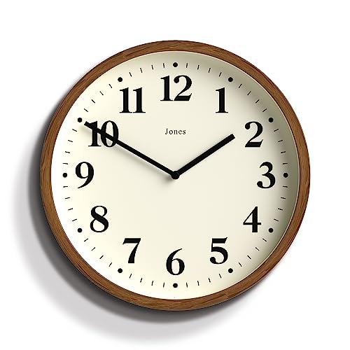 JONES CLOCKS® Lodge-Wanduhr – Moderne Wanduhr – kleine Wanduhr – runde Uhr – Küchenuhr – Uhren für Wohnzimmer – Bürouhr – Gehäuse in Holzoptik – minimalistisches Zifferblatt (Dunkles Kunstholz) von JONES CLOCKS