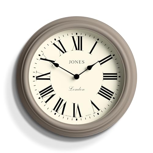 JONES CLOCKS® Venetian Wanduhr – Runde Wanduhr – Klassisches traditionelles Design – Designer-Wanduhr – Küchenuhr – Wohnzimmeruhr – Bürouhr – Dekoratives Gehäuse (Braun) von JONES CLOCKS