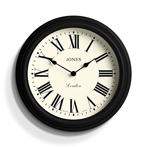 JONES CLOCKS® Venetian Wanduhr – Runde Wanduhr – Klassisches traditionelles Design – Designer-Wanduhr – Küchenuhr – Wohnzimmeruhr – Bürouhr – Dekoratives Gehäuse (Schwarz/Römische Zahlen) von JONES CLOCKS