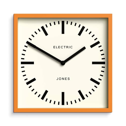 JONES CLOCKS® Box Railway Dial Wanduhr - Quadratische Uhr - Bahnhofsuhr - Küchenuhr - Bürouhr - Retro-Uhr - Designer-Uhr - Buntes Gehäuse - Bahnhofsuhr (Orange) von JONES CLOCKS