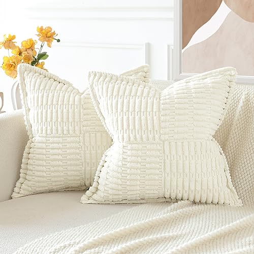 JOTOM 2er Set Kordsamt Einfarbig Kissenbezüge Weiche Moderne Kissenhüllen Dekorative Zierkissenbezug für Wohnzimmer Schlafzimmer Beige 40x40 cm von JOTOM