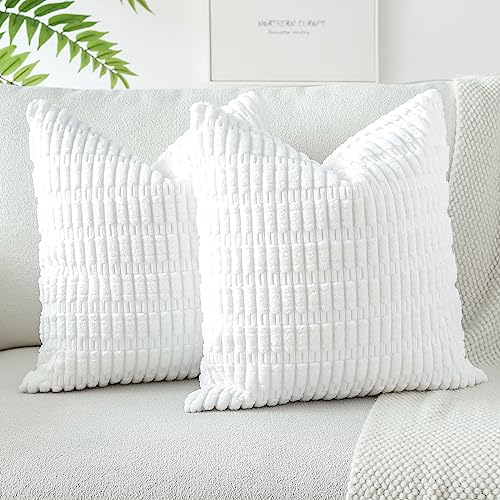 JOTOM 2er Set Kordsamt Weicher Kissenbezüge Moderne Kissenhüllen Dekorative Sofakissen Dekokissen Zierkissenbezug für Wohnzimmer Sofa Schlafzimmer Reinweiß 50x50 cm JOTOM 2er Set Kordsamt Weicher Kissenbezüge Moderne Kissenhüllen Dekorative Sofakissen Dekokissen Zierkissenbezug für Wohnzimmer Sofa Schlafzimmer Reinweiß 50x50 cm von JOTOM