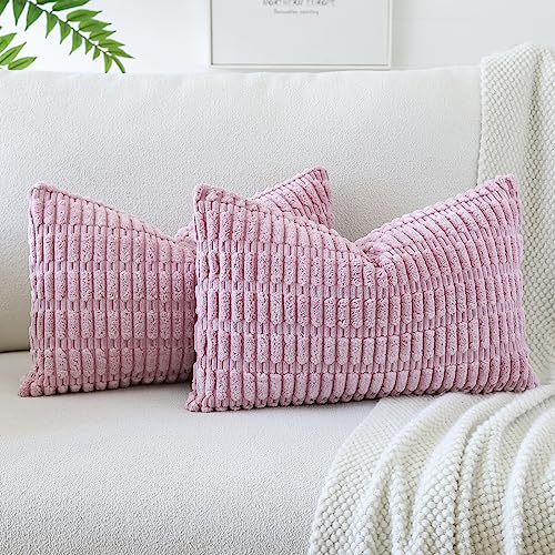 JOTOM 2er Set Kordsamt Weicher Kissenbezüge Moderne Kissenhüllen Dekorative Sofakissen Dekokissen Zierkissenbezug für Wohnzimmer Sofa Schlafzimmer Rosa Lila 30x50 cm JOTOM 2er Set Kordsamt Weicher Kissenbezüge Moderne Kissenhüllen Dekorative Sofakissen Dekokissen Zierkissenbezug für Wohnzimmer Sofa Schlafzimmer Rosa Lila 30x50 cm von JOTOM