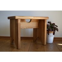 Kleiner Hocker Aus Eiche | Melkhocker Tritthocker Fußhocker Küchenhocker Holz Kinderhocker Eingangsbereich Landhaus von JPRhandmade