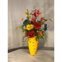 Künstliche Fröhliche Gemischte Blumen Und Sonnenblumen in Einer Vase Von Jreneefloralboutique von JReneeFloralBoutique