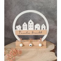 Häuserkranz/Häuserloop /Willkommensschild Familienschild Holz Keraflott Trockenblumen Häuserkranz/Häuserloop /Willkommensschild Familienschild Holz Keraflott Trockenblumen von JRsHerzenswerke