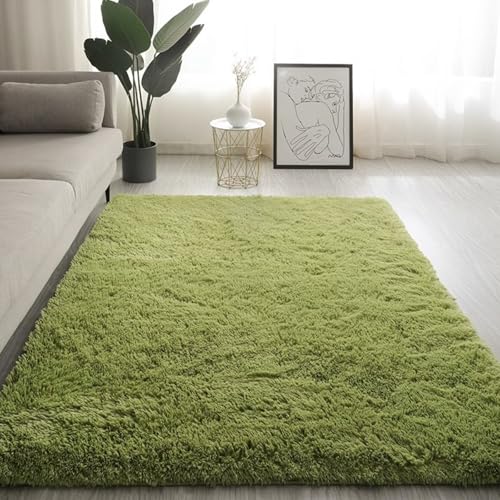Maschinenwaschbarer Wohnzimmer-Shag-Teppich, Plüsch-Nachttischmatte für das Schlafzimmer, rutschfest und verschleißfest, kein Verblassen, kein Fusseln, reichhaltig und flauschig Grass green 100*200cm von JS Ellie