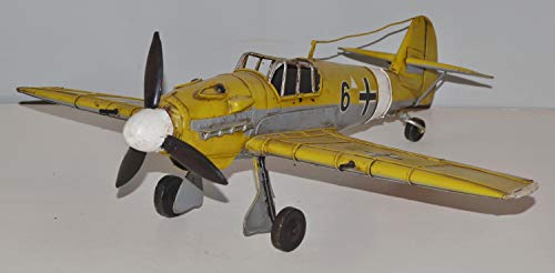 JS Garten Deko Blechflugzeug Nostalgie Modellflugzeug Oldtimer Marke Messerschmitt ME BF 109 aus Blech L 41 cm JS Garten Deko Blechflugzeug Nostalgie Modellflugzeug Oldtimer Marke Messerschmitt ME BF 109 aus Blech L 41 cm von JS Garten Deko