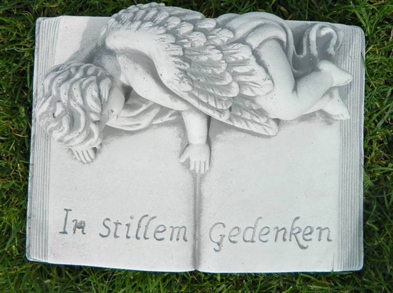 Beton Figur Buch mit Aufschrift In stillem Gedenken " Länge 27cm Grabdekoration" von JS GartenDeko