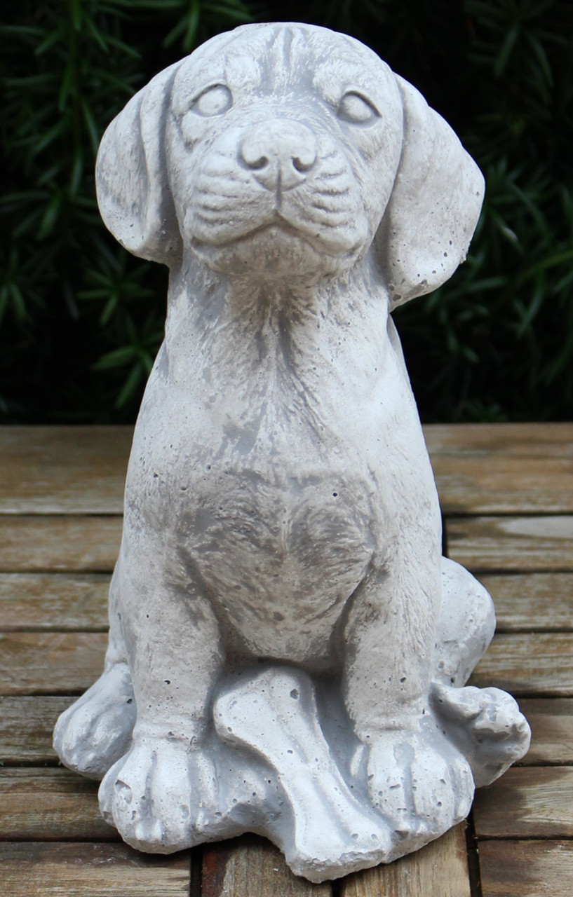 Beton Figur Rottweiler Welpe sitzend H 24 cm Dekofigur und Gartenfigur von JS GartenDeko