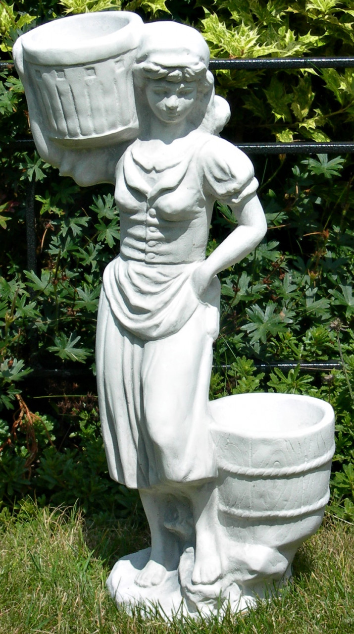 Beton Figur junge Frau mit Töpfen H 50 cm Dekofigur und Gartenskulptur von JS GartenDeko