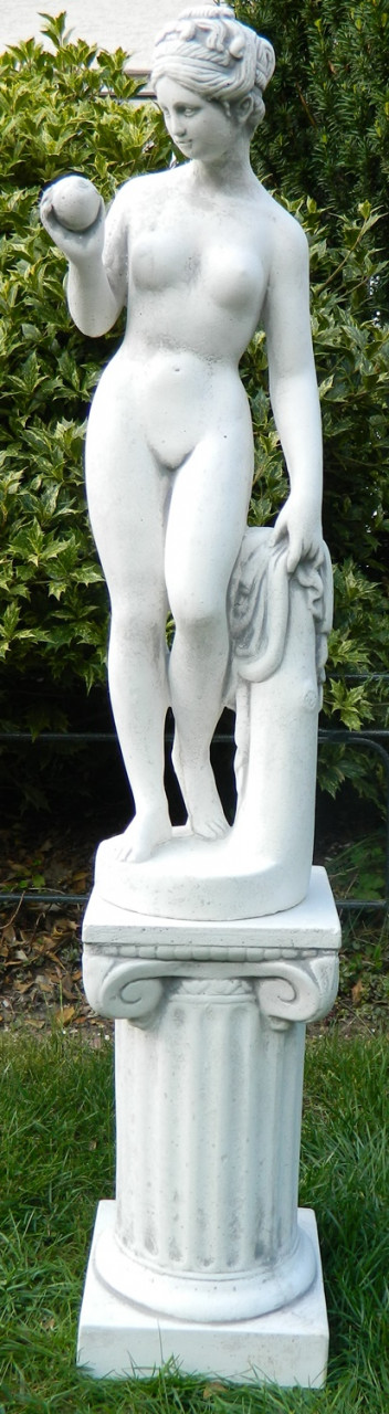 Beton Figuren Statue Venus von Canova auf ionischer Säule H 94 cm Dekofiguren Gartenskulpturen von JS GartenDeko