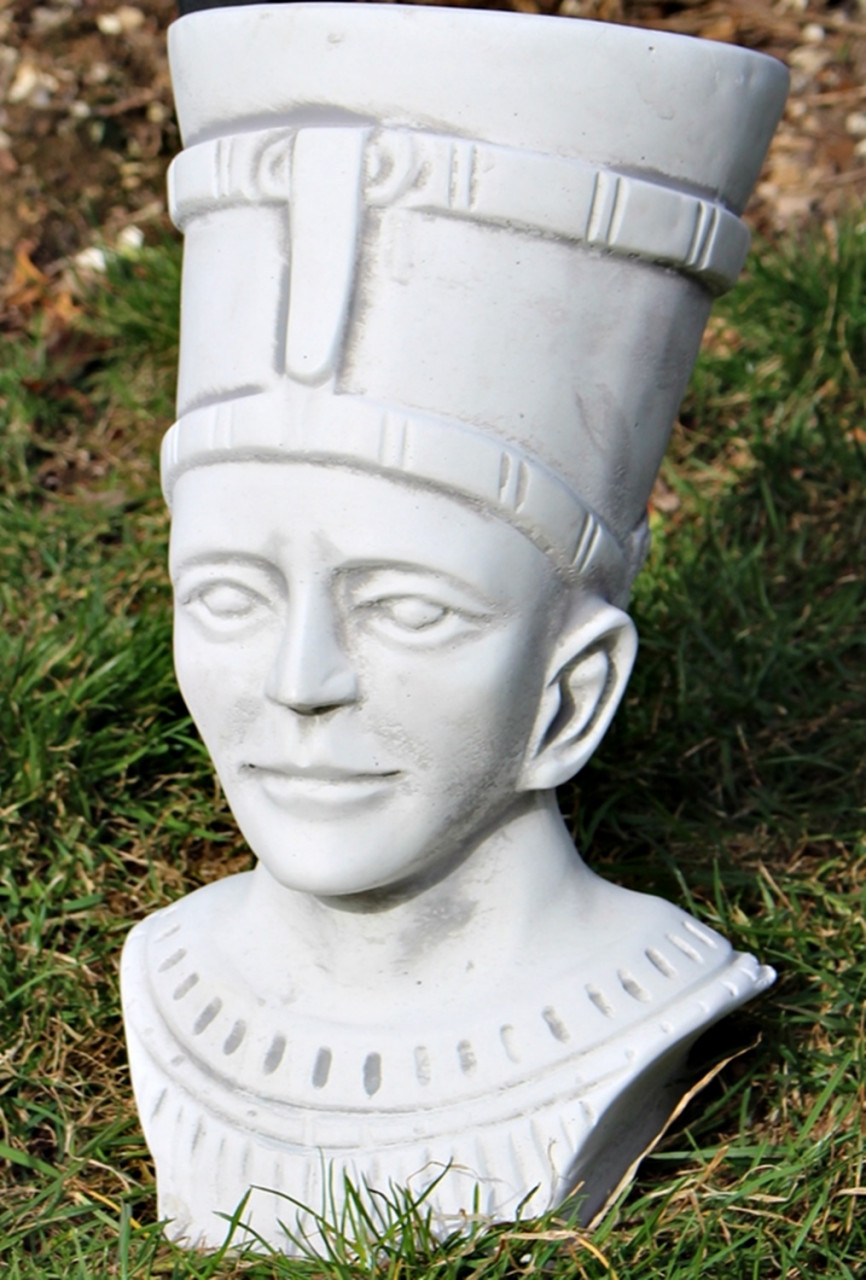Beton antike Figur Staute ägyptische Pharao Skulptur Büste H 30 cm Dekofigur und Gartenskulptur von JS GartenDeko