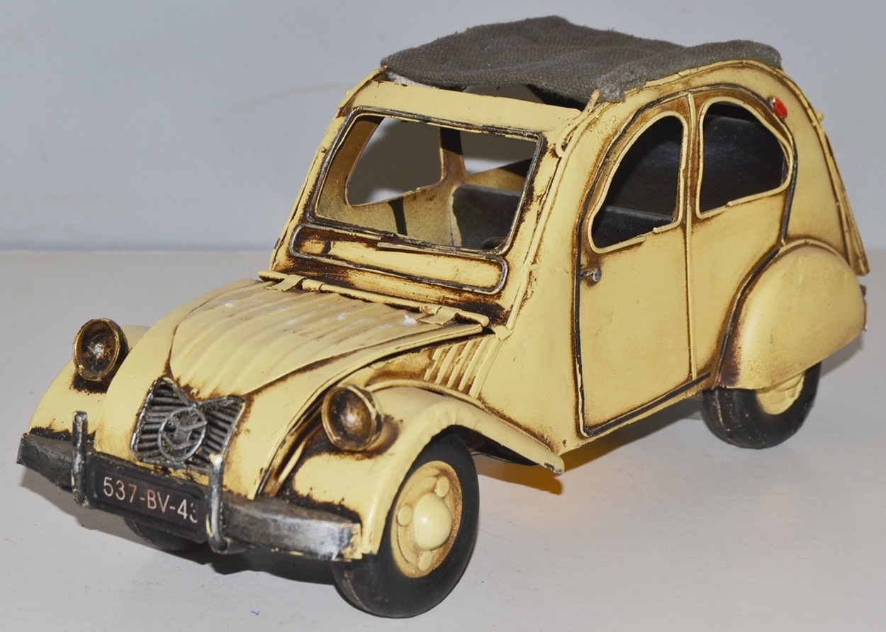 Blechauto Nostalgie Modellauto Oldtimer Citroen 2CV Ente aus Blech L 28 cm Blechauto Nostalgie Modellauto Oldtimer Citroen 2CV Ente aus Blech L 28 cm von JS GartenDeko