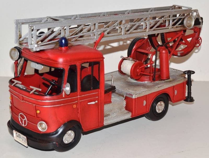 Blechauto Nostalgie Modellauto Oldtimer Mercedes-Benz L 405 Feuerwehr Drehleiter aus Blech L 38 cm von JS GartenDeko