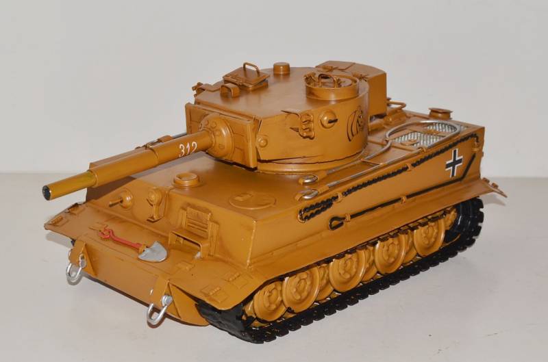 Blechmodell Nostalgie Modell deutscher Panzer Tiger II Modell Panzerkampfwagen aus Blech L 37 cm von JS GartenDeko