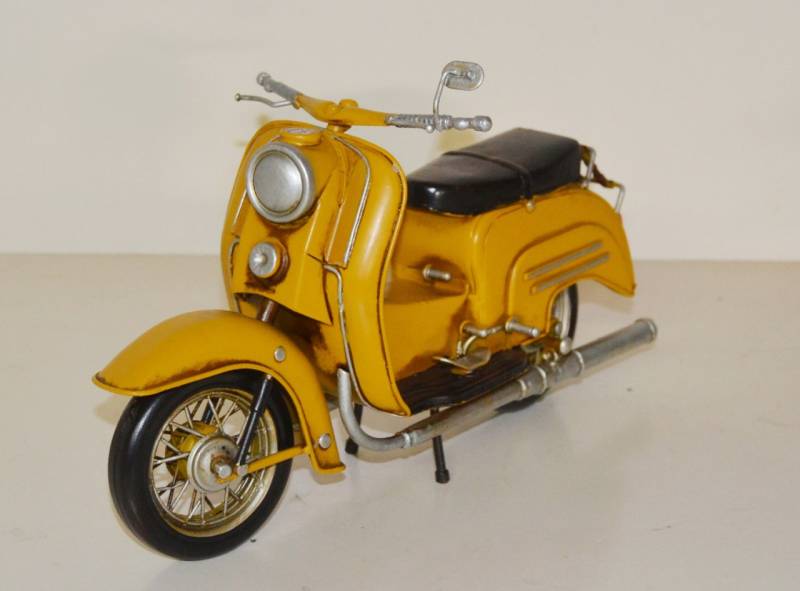 Blechmodell Zweirad Simson Roller Schwalbe Nostalgie Modellmotorrad Oldtimer Modell aus Blech L 29cm von JS GartenDeko