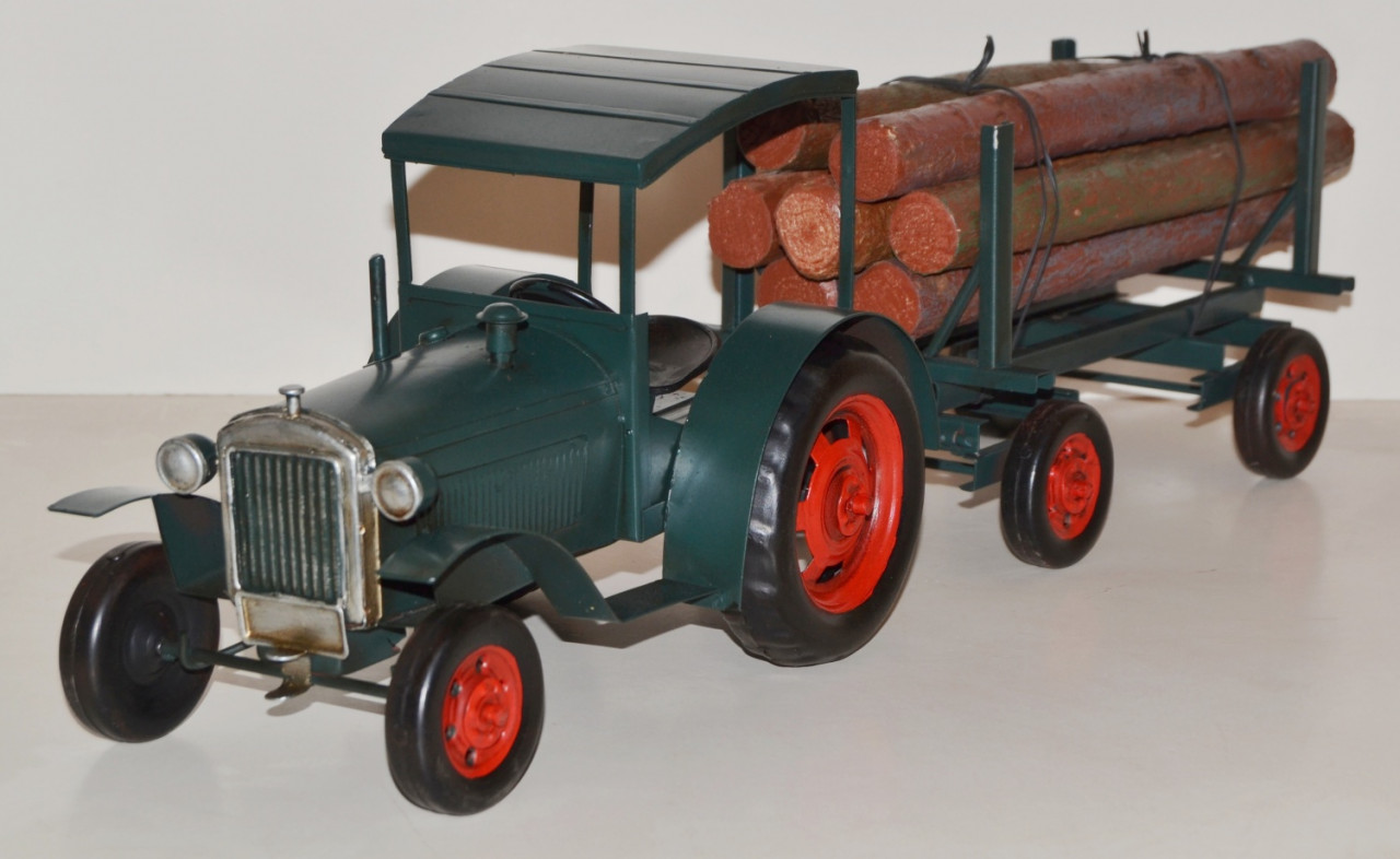 Blechtraktor Nostalgie Modellauto Oldtimer Marke Hanomag Traktor Modell R40 aus Blech L 63 cm Blechtraktor Nostalgie Modellauto Oldtimer Marke Hanomag Traktor Modell R40 aus Blech L 63 cm von JS GartenDeko