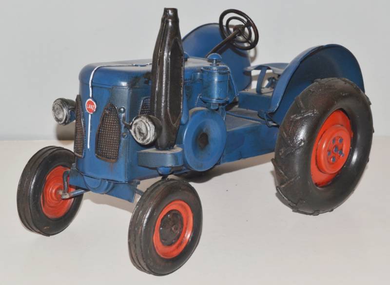 Blechtraktor Nostalgie Modellauto Oldtimer Marke Lanz Traktor Ackerluft-Bulldog aus Blech L 31 cm von JS GartenDeko