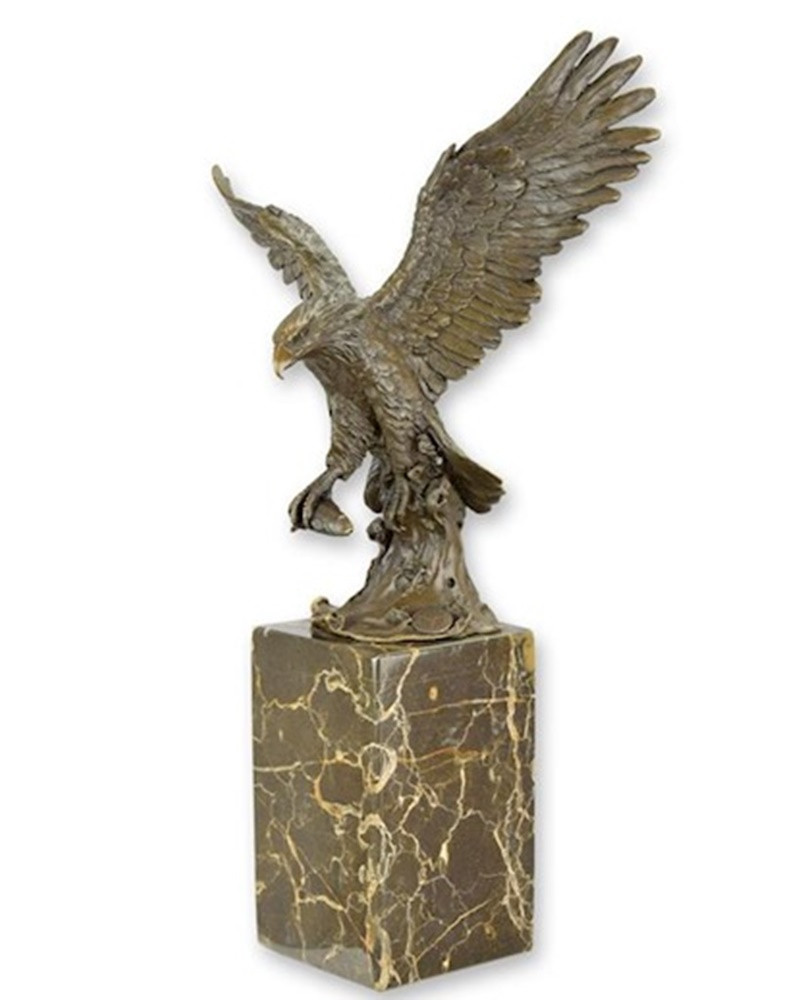 Bronzefigur Bronzeskulptur Bronze Adler fliegend mit Fisch in der Kralle auf Sockel H 35,4 cm von JS GartenDeko