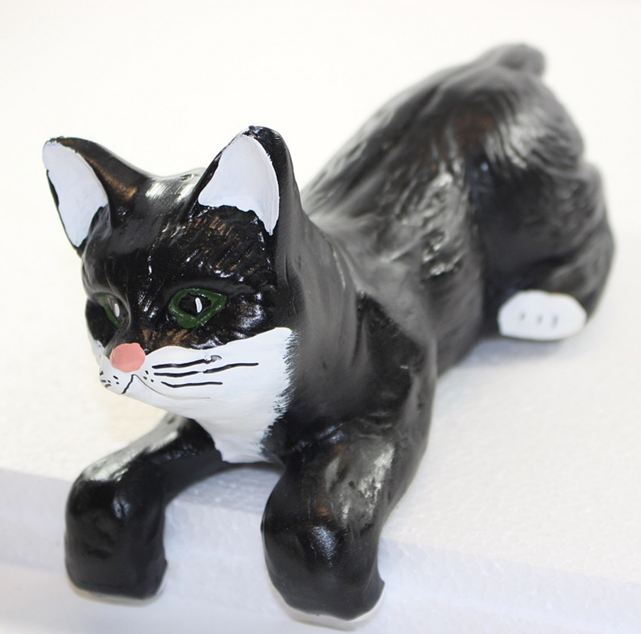 Dekofigur schwarze Katze liegend H 13 cm L 29 cm Katzenfigur Tierfigur aus Kunstharz von JS GartenDeko