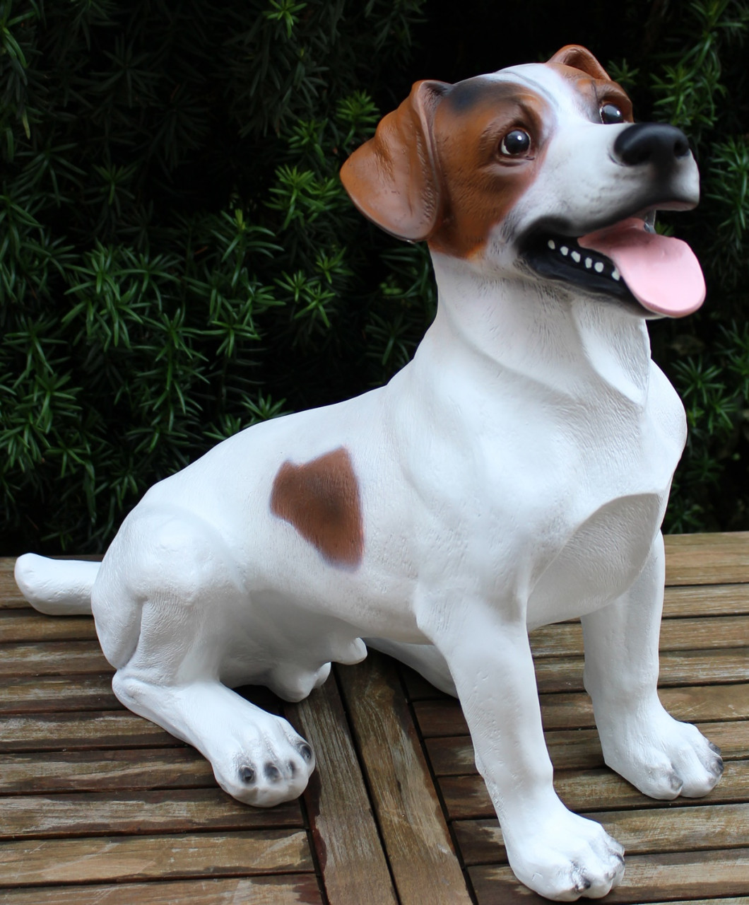Dekorationsfigur Hund Jack Russel sitzend H 44 cm Dekofigur aus Kunstharz von JS GartenDeko