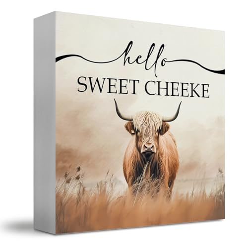 JUIOEIU Highland Cow Badezimmer-Dekor, Hello Sweet Cheeks, Holzkistenschild, Bauernhaus, rustikale Hochlandkuh, Holzblock für Badezimmer, Toilette, Waschraum, Schreibtisch, Regal, Tischplatte JUIOEIU Highland Cow Badezimmer-Dekor, Hello Sweet Cheeks, Holzkistenschild, Bauernhaus, rustikale Hochlandkuh, Holzblock für Badezimmer, Toilette, Waschraum, Schreibtisch, Regal, Tischplatte von JUIOEIU