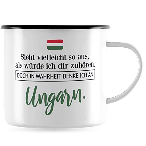 JUNIWORDS Emaille-Tasse, Sieht vielleicht so aus, als würde ich dir zuhören. Doch in Wahrheit denke ich an Ungarn (1001333), Schwarzer Tassenrand von JUNIWORDS