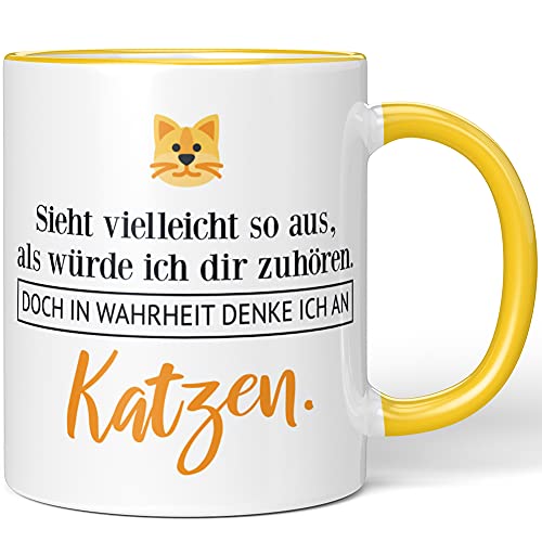 JUNIWORDS Tasse, Sieht vielleicht so aus, als würde ich dir zuhören. Doch in Wahrheit denke ich an Katzen (1001483), Wähle Farbe, Gelb von JUNIWORDS