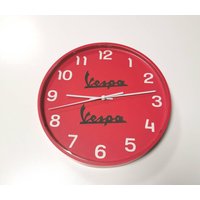 Vespa Uhr, Geschenk, Piaggio, Mod, Scooter, Vintage Lambretta, Mods, Scooterist, Nordseele, Px Time von JUSTINTOSCOOTERS