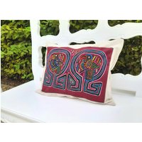 Hübsches Papageinkissen Kolumbianisch, Abstrakt Und Bunt, Kissen Mit Kunstwerk Papagei , Mama Geschenk von JUWELUNDCHARME