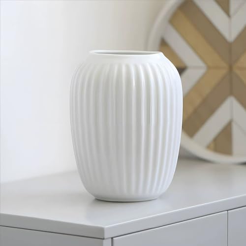 Vase Weiß, Klein Deko Vasen aus Keramik, Blumenvase Modern für Tischdeko Innenbereich - 20 cm, Weiss von JUZAI