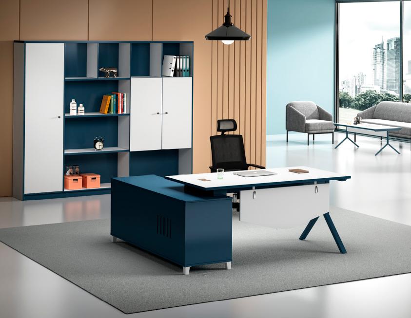 Arbeitszimmer Blau-Weißer Schreibtisch Designer Holz Tisch Edle Möbel von JV Möbel