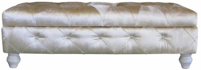 Chesterfield Truhe Chaiselongues Liege Kristalle Hocker Leder Sessel Textil NEU von JV Möbel