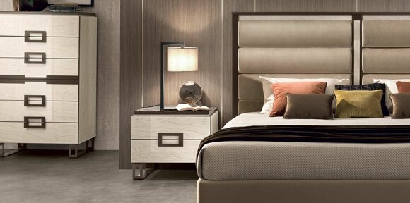 Design Nacht Konsole Tisch Kommode Tische Konsolen Schrank Schlafzimmer Neu Design Nacht Konsole Tisch Kommode Tische Konsolen Schrank Schlafzimmer Neu von JV Möbel