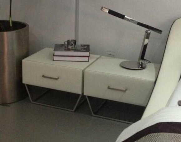 Design Nacht Tisch Metall Glanz Konsolen Schlaf Zimmer Beistell Konsole von JV Möbel