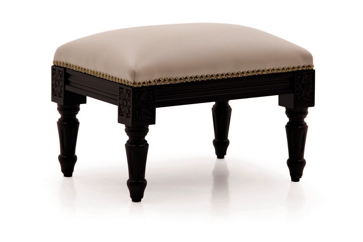 Designer Hocker Polster Wohnzimmer Bank Fußhocker Ottomane Sitzhocker Sitzpouf Designer Hocker Polster Wohnzimmer Bank Fußhocker Ottomane Sitzhocker Sitzpouf von JV Möbel