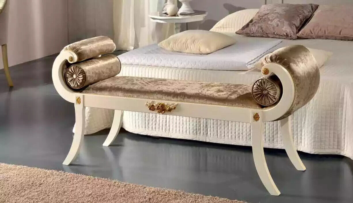 Klassische Beige Polsterbank Sitzbänke Sitzmöbel Designer Holzmöbel Klassische Beige Polsterbank Sitzbänke Sitzmöbel Designer Holzmöbel von JV Möbel