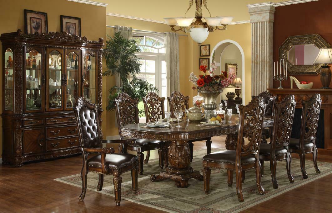 Klassischer Esstisch Tisch Holz Esszimmer Garnitur 6x Stuhl Set Stühle 7 tlg.Set Klassischer Esstisch Tisch Holz Esszimmer Garnitur 6x Stuhl Set Stühle 7 tlg.Set von JV Möbel