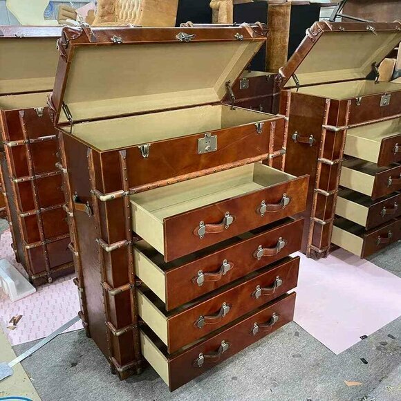Kommode Design Möbel Loft Vintage Retro Schrank koffer Leder luxus von JV Möbel