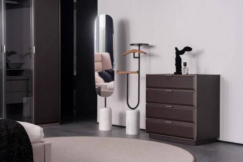 Kommode Kleiderbügel Standspiegel Butler Schrank Spiegel Schlafzimmer Set von JV Möbel