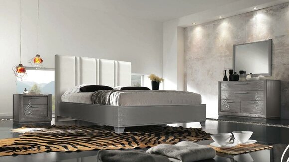 Luxus Set Schlafzimmer Bett Nachttisch Kommode Spiegel Gruppe Garnitur Neu 5tlg. Luxus Set Schlafzimmer Bett Nachttisch Kommode Spiegel Gruppe Garnitur Neu 5tlg. von JV Möbel